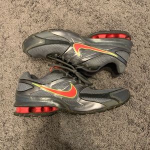 Nike Reax Rundominate Women’s size 10